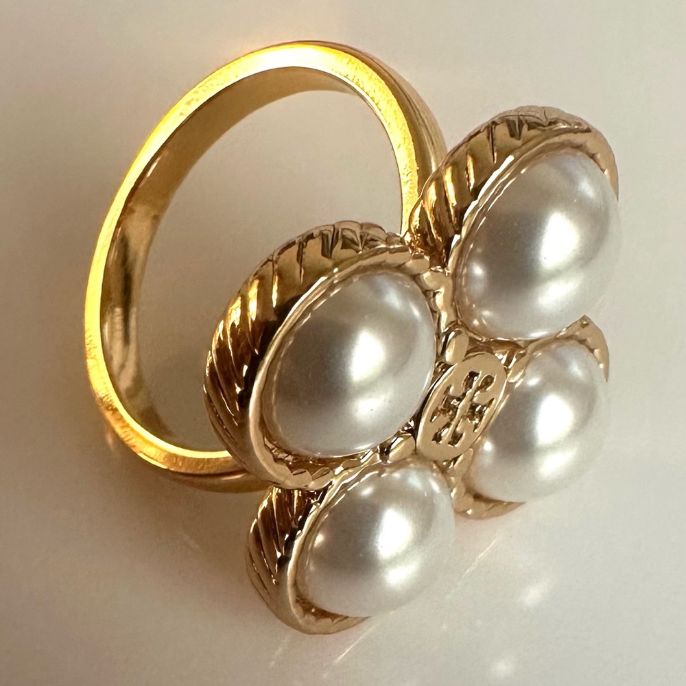 New Tory Burch Size 7 ROPE CLOVER RING IN GOLD Brand new with Tag